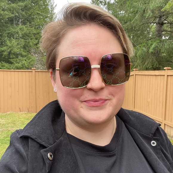 Meet your Posher, π³οΈβπ Lu - Picture 5 of 11